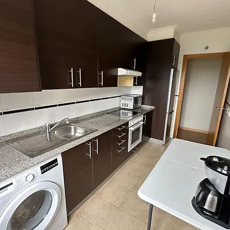 Amplio Piso Con Garaje Privado Y Piscina Appartamento