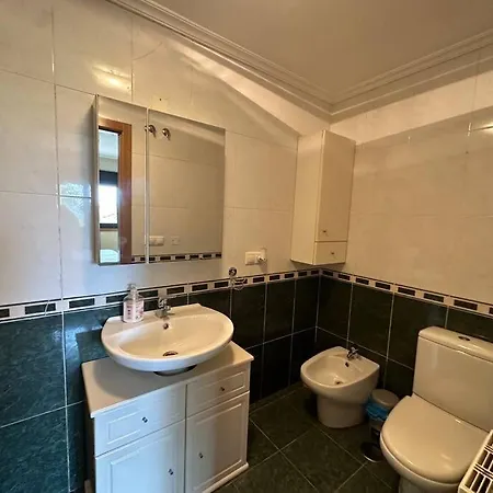 Amplio Piso Con Garaje Privado Y Piscina Appartamento Sanxenxo