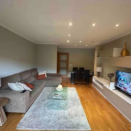 Amplio Piso Con Garaje Privado Y Piscina Appartamento *